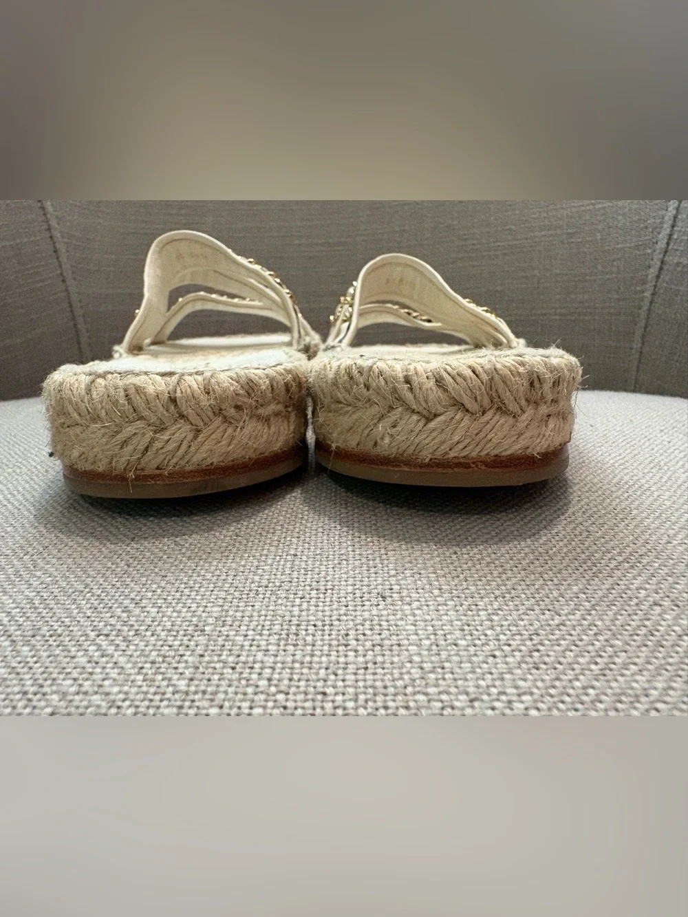 CHANEL size 42